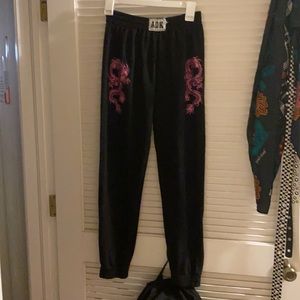 Adika dragon sweat pants